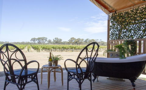 Balgownie Estate Winery Retreat & Restaurant - South Australia Travel 1