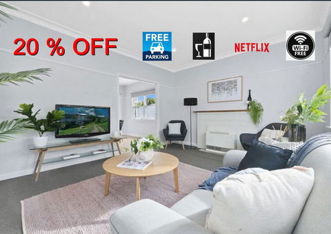BALLARAT CLOSE 2 CBD + HOSPITAL+3BR HOME+NETFLIX + WiFi + Gift - South Australia Travel 0