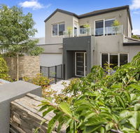 BANGALOW - MORNINGTON - South Australia Travel
