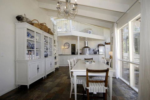 Barnett Place 6 - South Australia Travel 3