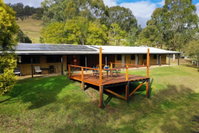 Barrington River Lodge