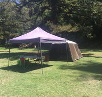 Basin Ku-ring-gai Campsite Set Up - South Australia Travel