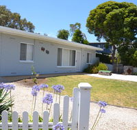 Bay Breeze Cottage - South Australia Travel