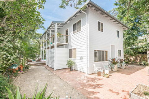 Beach Chalet - South Australia Travel 3