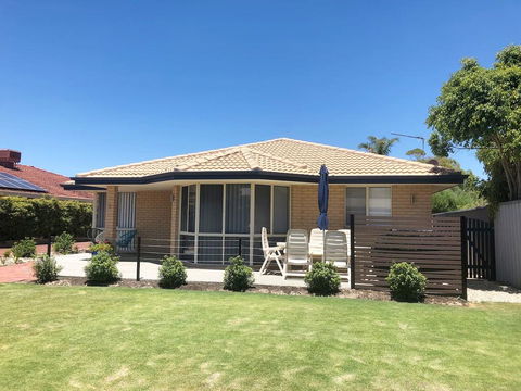 Beach House By The Bay - South Australia Travel 2