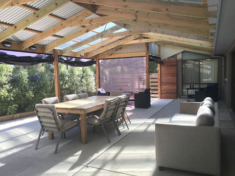 Beach House Getaway 2 - South Australia Travel 0