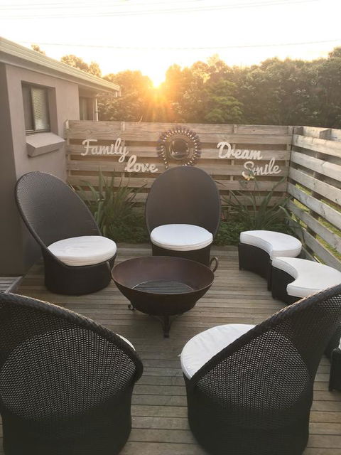 Beach House Getaway 2 - South Australia Travel 1