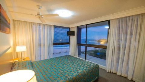 Beach House Seaside Resort - South Australia Travel 3
