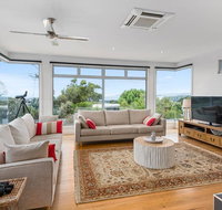Beach Road Luxury with Ocean Views