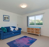 Beach Street at Cowes - South Australia Travel