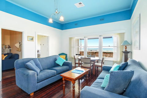 Beachfront Buena Vista - PetFriendly - South Australia Travel 2