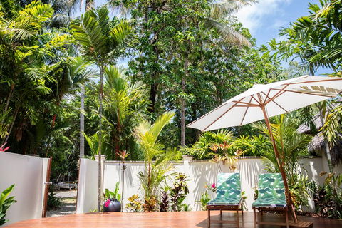 Beachfront Hideaway - Port Douglas - South Australia Travel 0