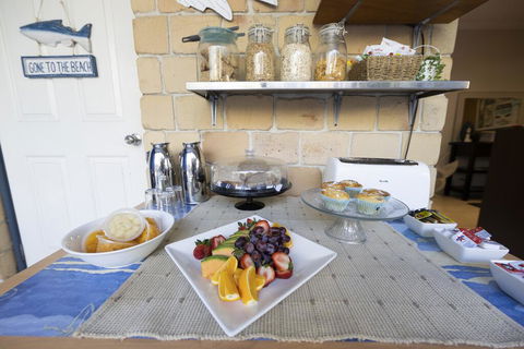 Beachhouse Bed And Breakfast - South Australia Travel 1