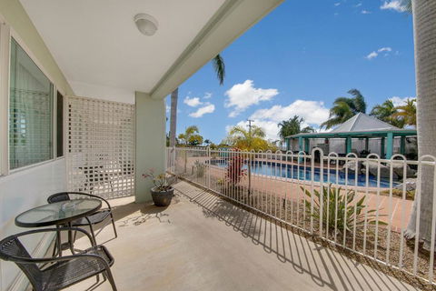 Reef Adventureland Motor Inn - South Australia Travel 1