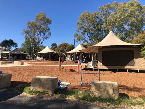 Reflections Lake Keepit - Holiday Park - South Australia Travel 1