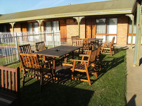 Regency Court Motel - South Australia Travel 2