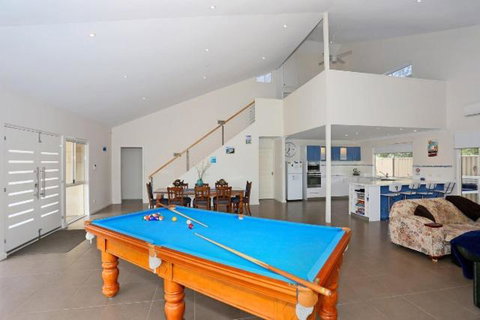 Relax At Falcon By The Bay - South Australia Travel 1