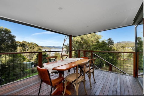 Relax At Goughs Bay - South Australia Travel 0