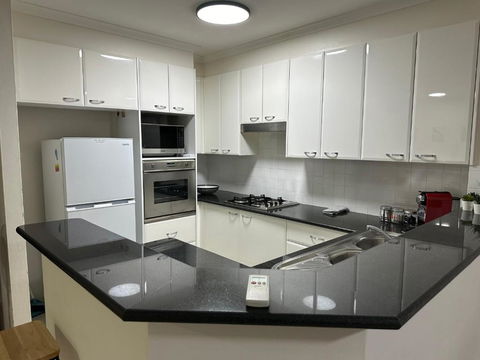 Resort Style 2BR Apt In Pyrmont Next To Darling Harbour - South Australia Travel 2