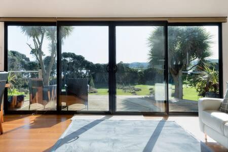 Retreat By The River - Views Wi-fi & Parking - South Australia Travel 3