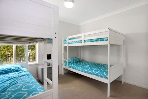 Riverside Views Hawks Nest - South Australia Travel 3