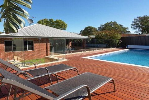 Rivervale Retreat - Spacious Family Living - South Australia Travel 0