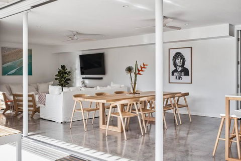 Sanctuary Spaces - Lomani Eleven - South Australia Travel 0