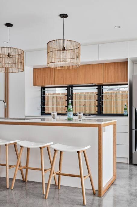 Sanctuary Spaces - Lomani Eleven - South Australia Travel 3