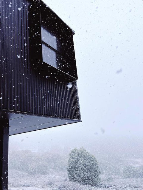 Roam Merrijig - Luxury Stay With Mountain Views - Foothills Of Mt Buller - South Australia Travel 3