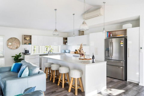 Ryze N Shine I Private Properties - South Australia Travel 3