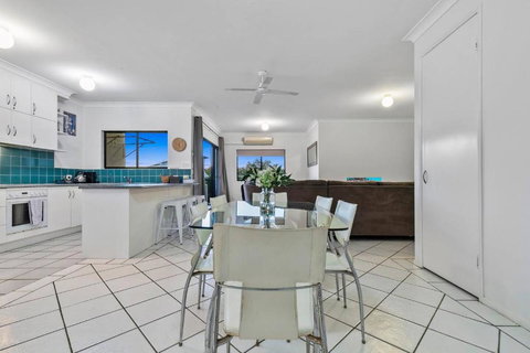 Rooftop Island Sunsets - South Australia Travel 3