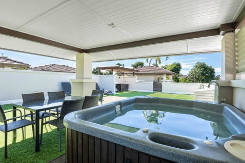 Rooftop Tranquility At Stunning Temple Resort - South Australia Travel 0