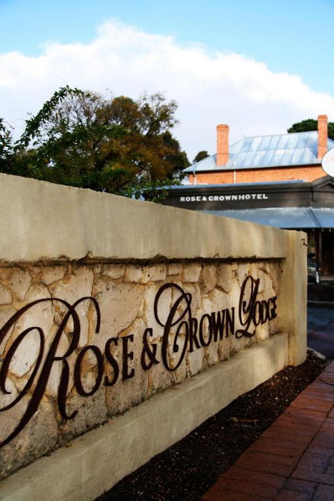 Rose & Crown Hotel - South Australia Travel 3