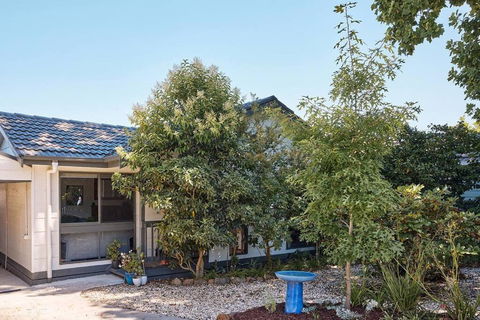 Rose Cottage - Right In Town - South Australia Travel 1