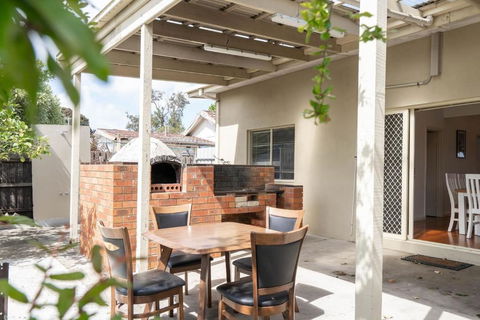 Rosebud Reset - A Beachside Group Getaway - South Australia Travel 0