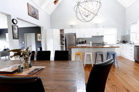 Rosella - South Australia Travel 1