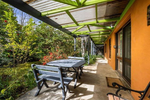 Roses On The River - An Absolute River Frontage Cottage - South Australia Travel 2