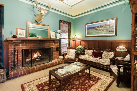 Rustic Refuge Guesthouse - South Australia Travel 2