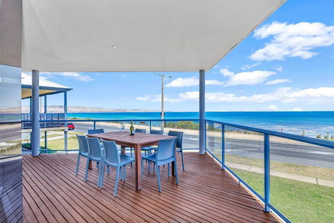 Sail Away - Aldinga Beach - C21 SouthCoast Holidays - South Australia Travel 0