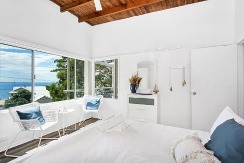 Sally Beach House With Ocean Views - South Australia Travel 1