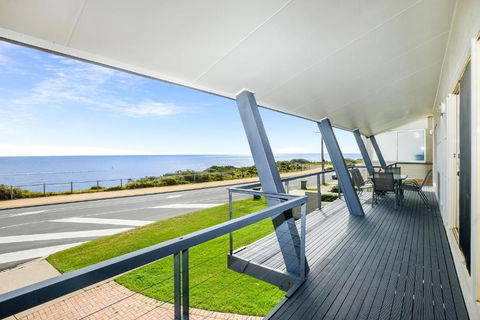 Salt - Aldinga Beach - C21 SouthCoast Holidays - South Australia Travel 1