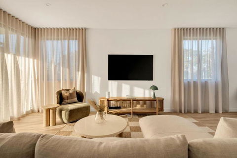 Salt Tugun - South Australia Travel 1