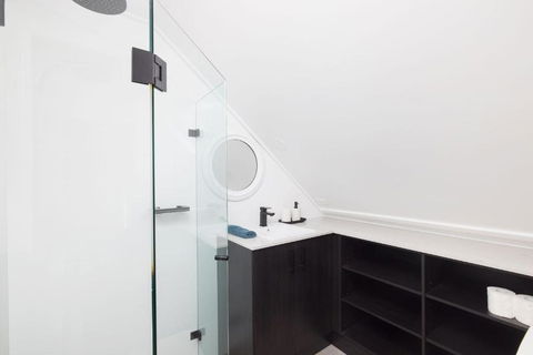 Salt Wood Cabin Style Retreat - South Australia Travel 3