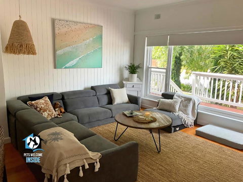 Saltwater Sunsets Seaside Haven With Ocean Views - South Australia Travel 1
