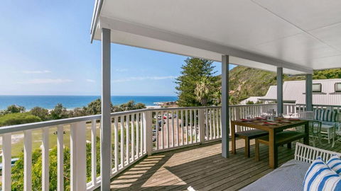 Salty Air Beachside Cottage At Killcare - South Australia Travel 2