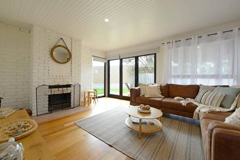 Salty Escape - South Australia Travel 1