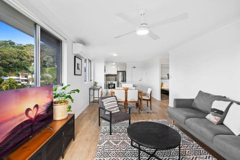 Salty Sea Breeze Apartment 500m To Waters Edge - South Australia Travel 0
