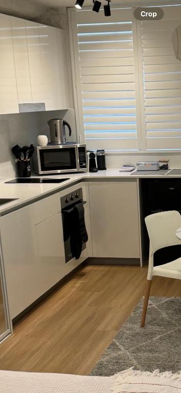 Sam The Central Studio - South Australia Travel 3