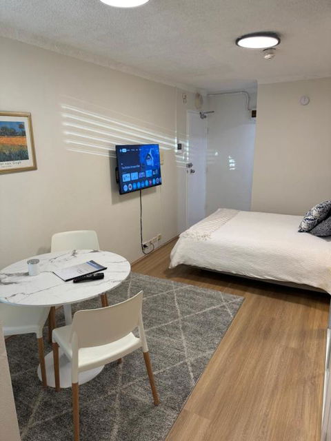 Sam The Central Studio - South Australia Travel 1