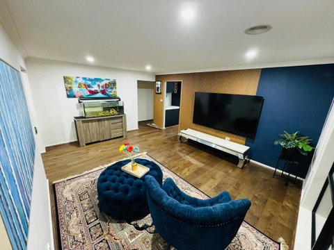 Sanctuary Lakes Holiday House - South Australia Travel 0